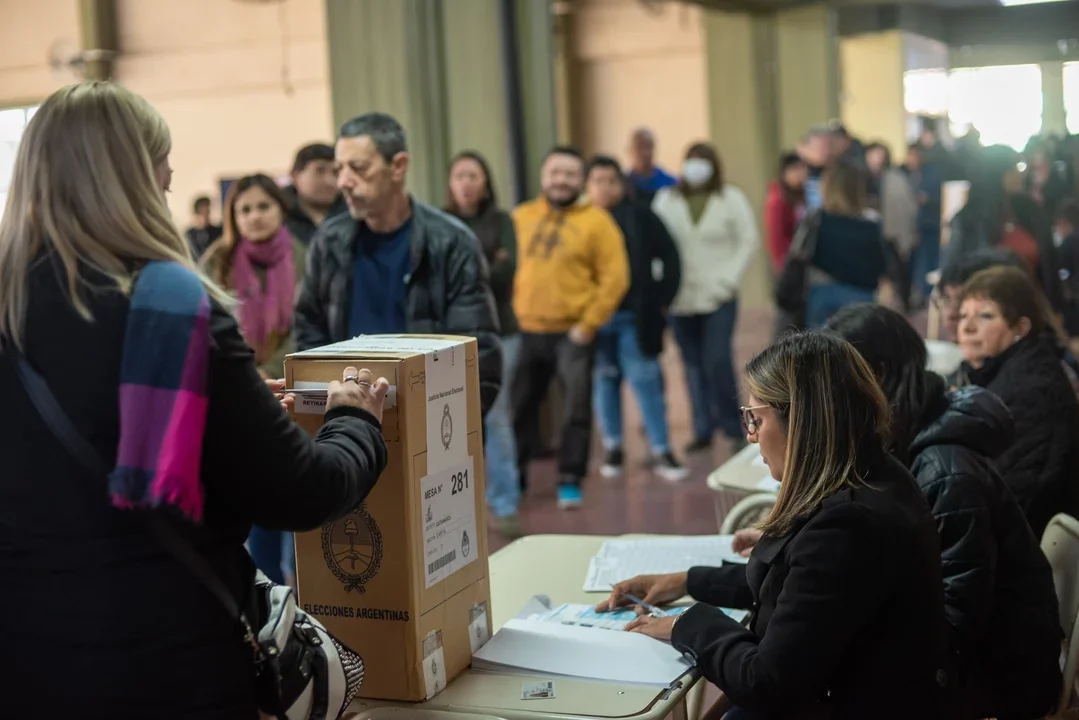 Al cumplirse el medio día el 28% del padrón nacional ya fue a votar