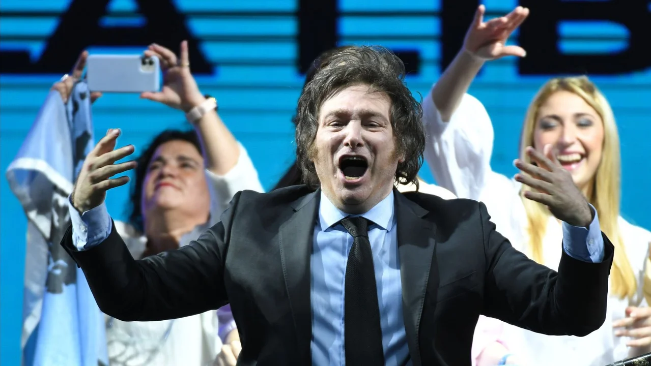 Milei, eufórico por un triunfo revelador.