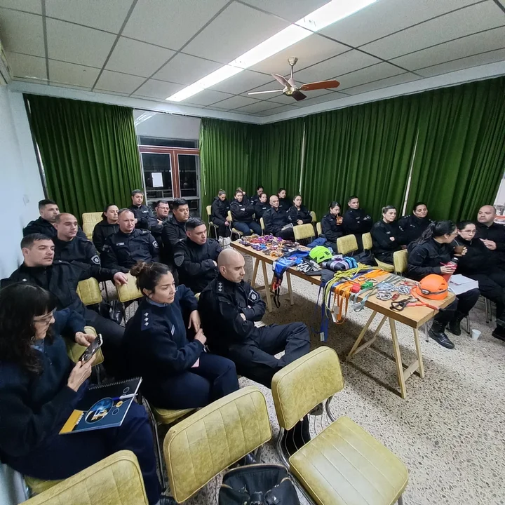 Capacitación: curso de rescate en emergencias