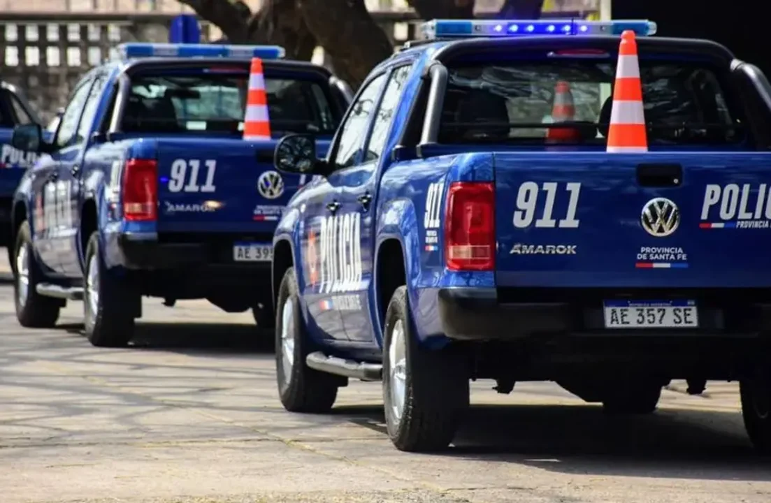 Asesinaron a un hombre que estaba en la vereda de su casa