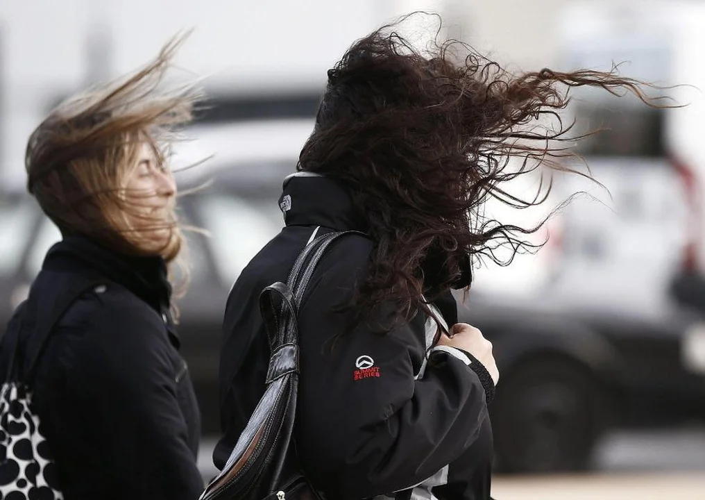 Las nubes y el viento abren la semana
