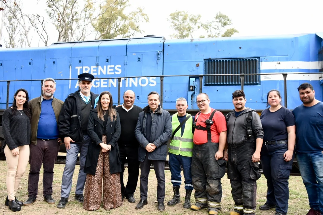 Diego Giuliano dejó inaugurada la estación de tren Andino-Santa Fe