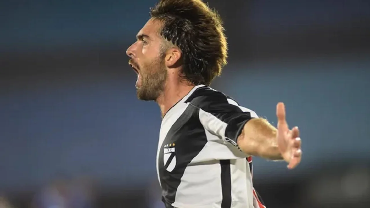 Novela con final feliz: Guillermo May jugará en Newell's