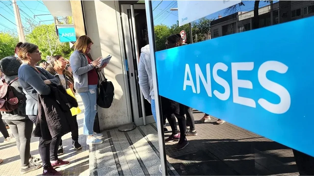 200 mil personas tramitaron su crédito para trabajadores