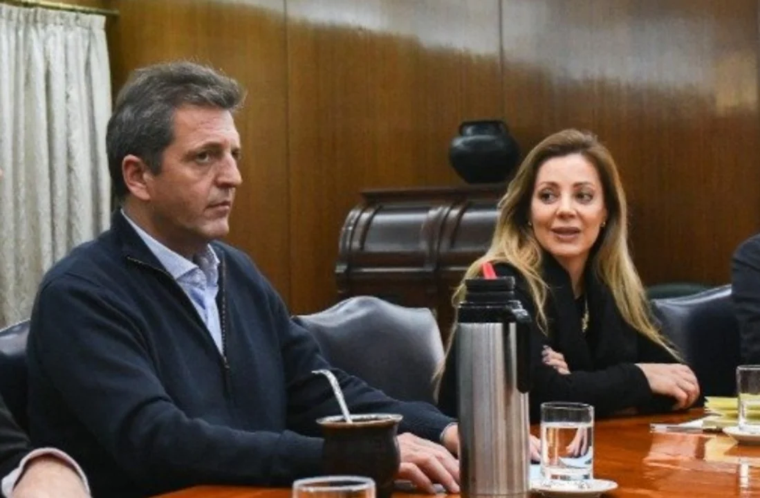 Combustibles: Massa se reúne con petroleros en busca de un nuevo acuerdo