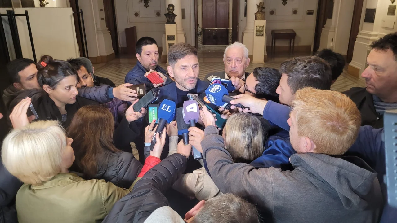 Pullaro: “Cuando dije que votaba a Milei fue en un contexto electoral”