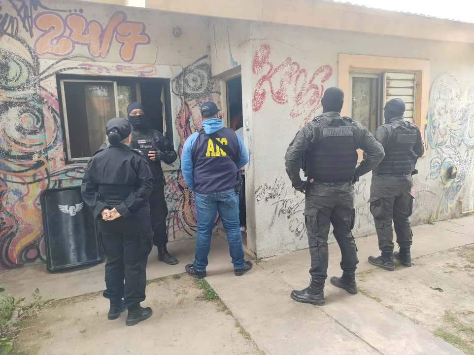 Dos aprehendidos por robo en Chabás