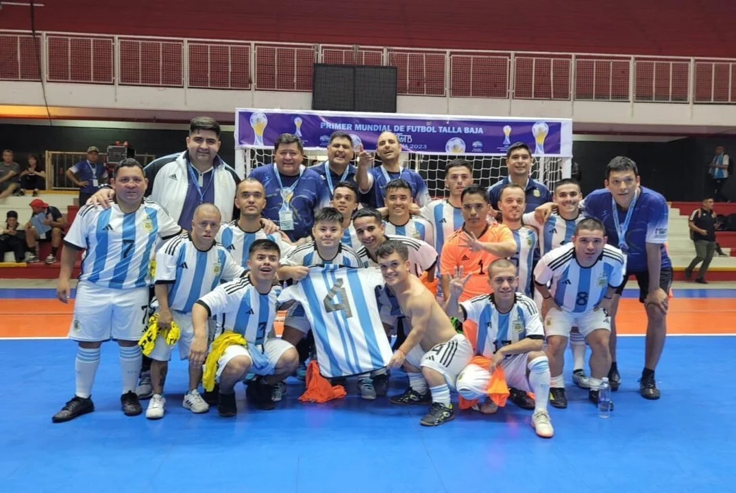 Mundial de Talla Baja: con incidentes en la final, Argentina salió campeón