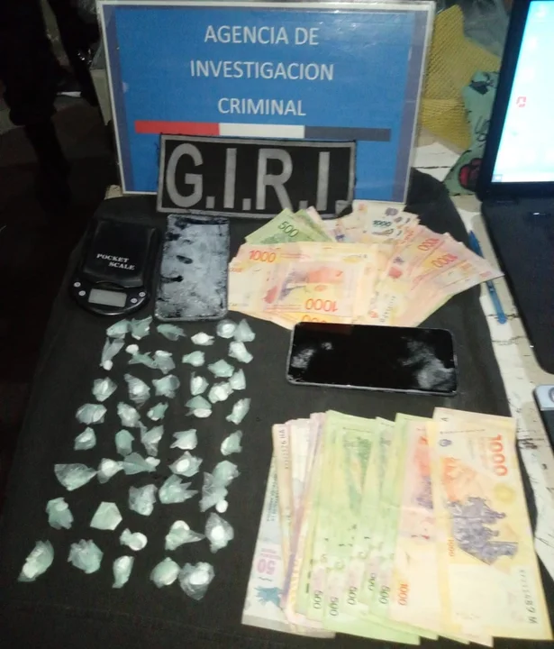 Dos hombres y dos mujeres detenidos por narcomenudeo