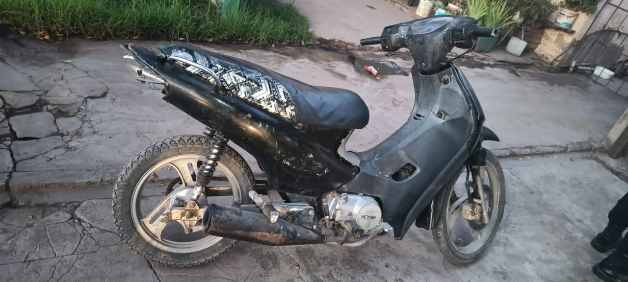 Un menor aprehendido por robo de motocicleta