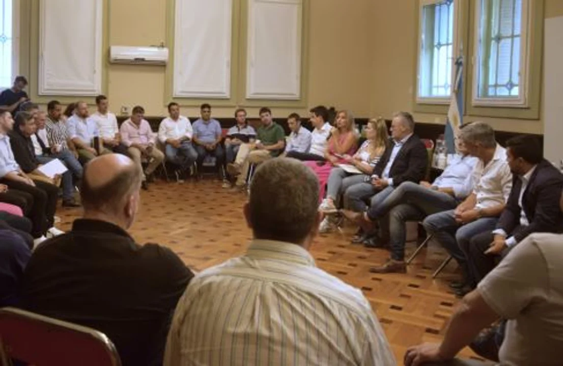 La reunión transcurrió en el Congreso de la Nación.