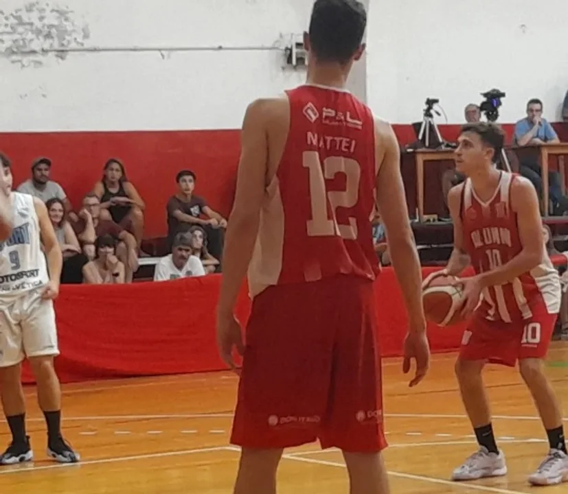 Alumni comienza su camino en la Superliga de básquet rosarino