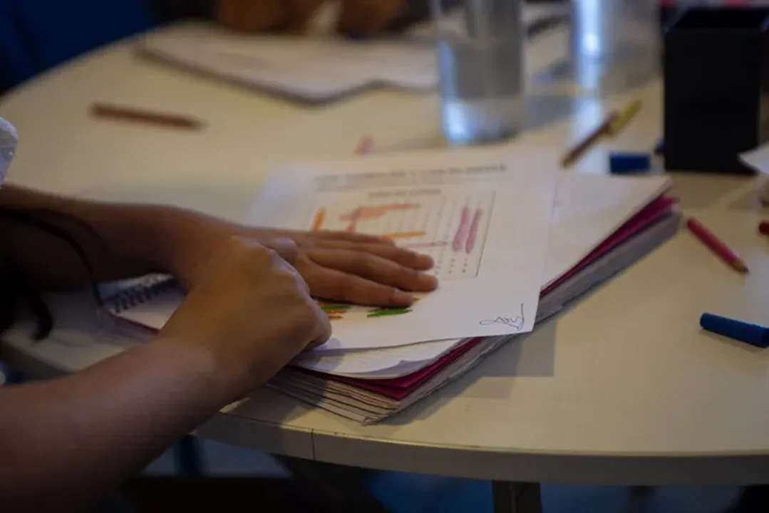 Buscan voluntarios que quieran enseñar a leer y escribir