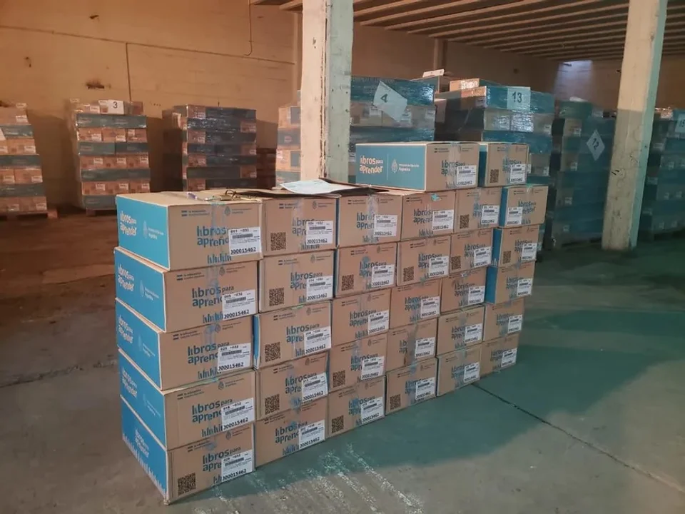 El gobierno nacional canceló la compra de 14 millones de libros para escuelas