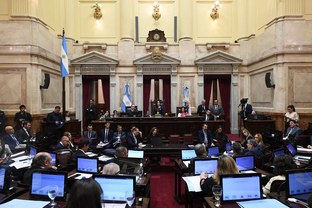 Senadores se aumentaron el sueldo y Milei salió al cruce en redes
