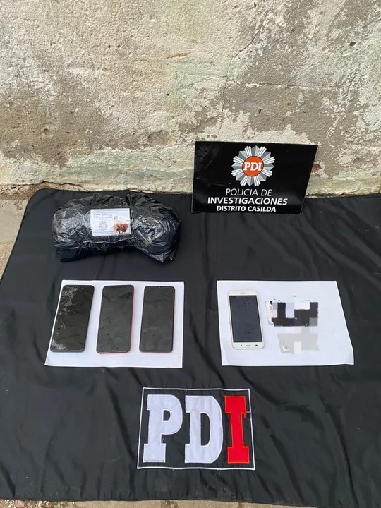 Tres personas detenidas por narcomenudeo