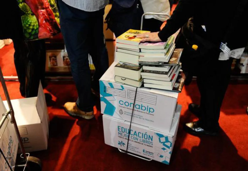 Hasta ahora, Nación contribuye al sostenimiento de las bibliotecas populares. 