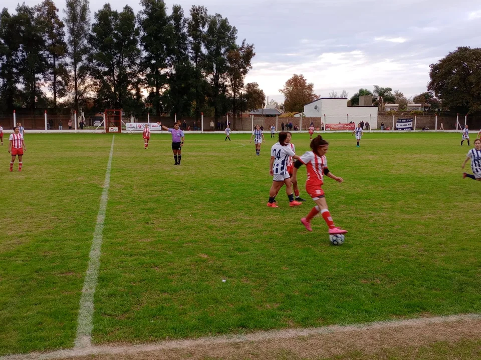 Alumni y Aprendices igualaron en el debut de la Copa Santa Fe