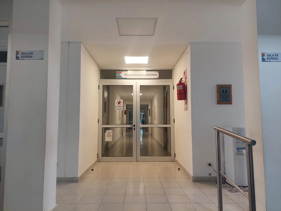 Emotivo momento: dio a luz en el automóvil cerca del Hospital San Carlos