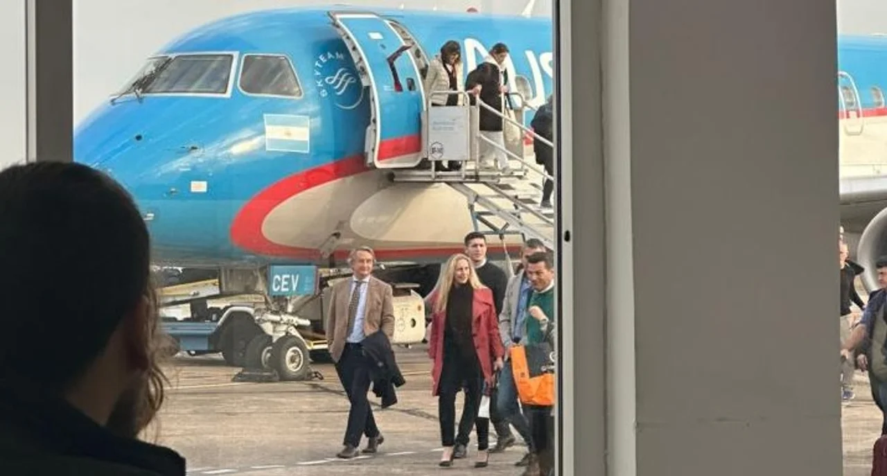 Karina Milei y Martín Menem arribaron a Santa Fe por cuestiones partidarias