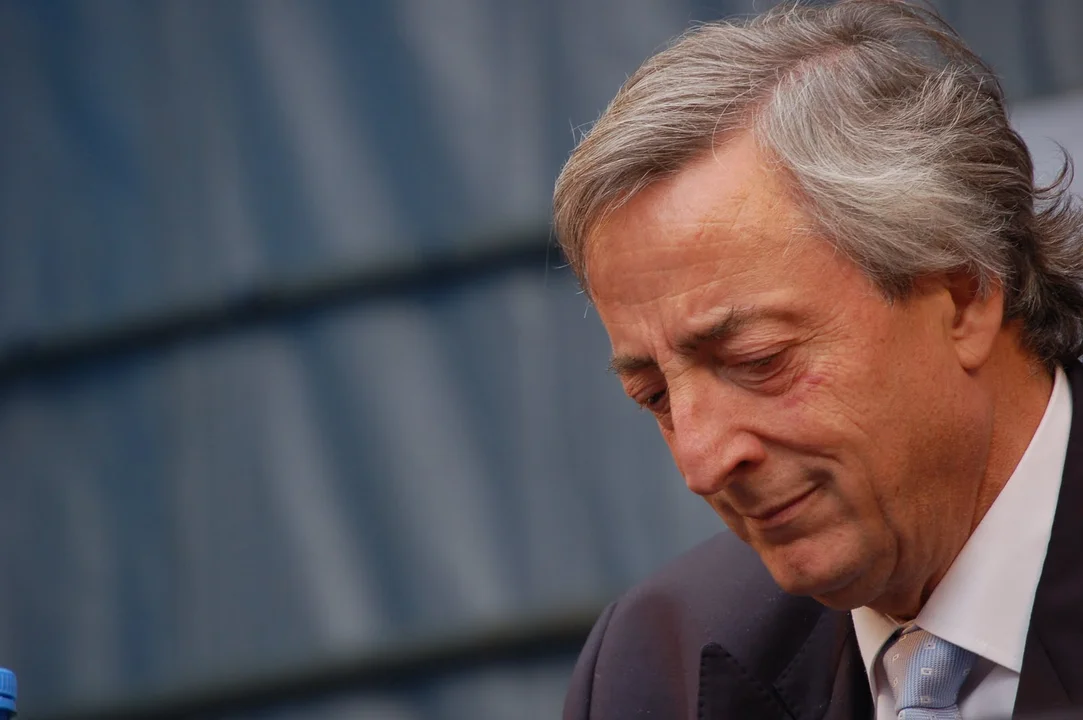 Adorni: “Néstor Kirchner estaría orgulloso de Milei”