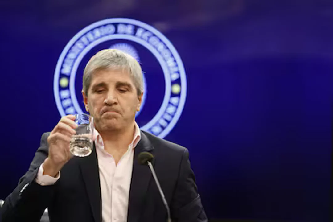 Cómo es el plan de "emisión cero total" que implementarán Caputo y Milei