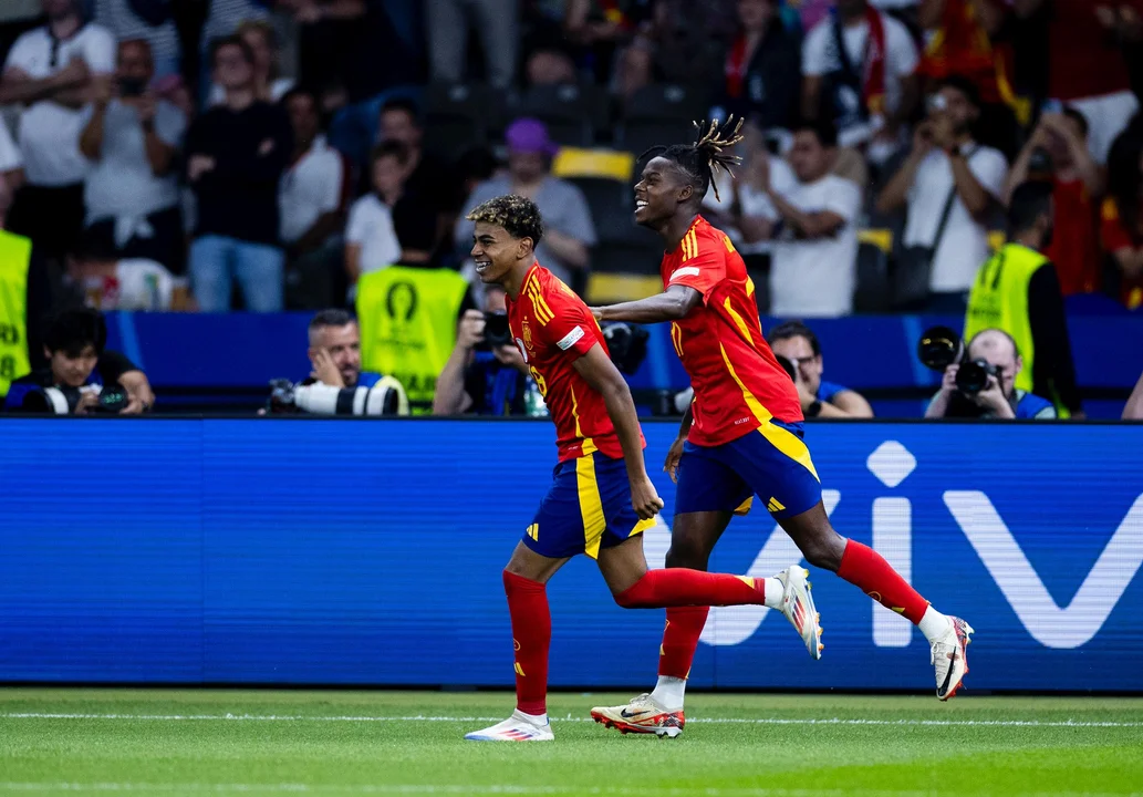 España le ganó sobre el final a Inglaterra y se quedó con la Eurocopa