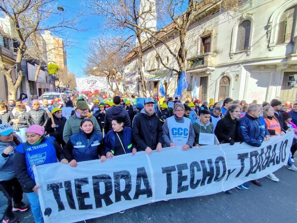 San Cayetano en Rosario: procesión, misas y marcha de gremios