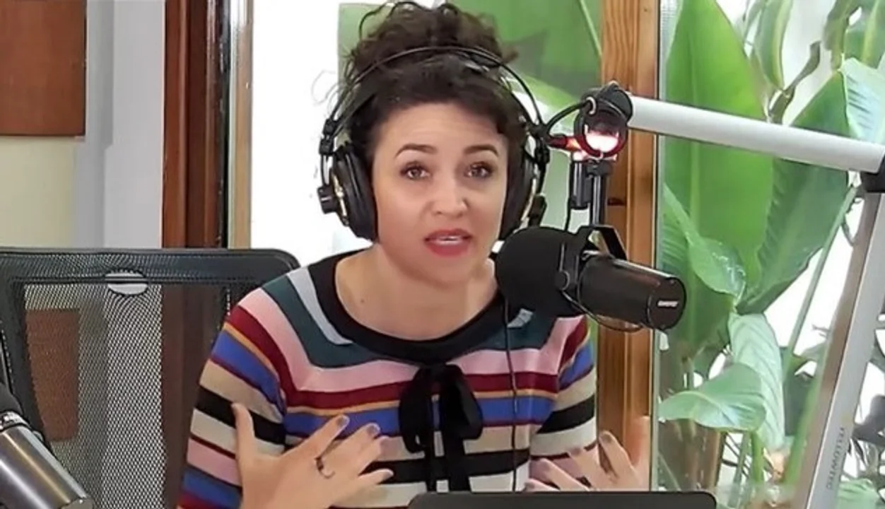 Julia Mengolini.