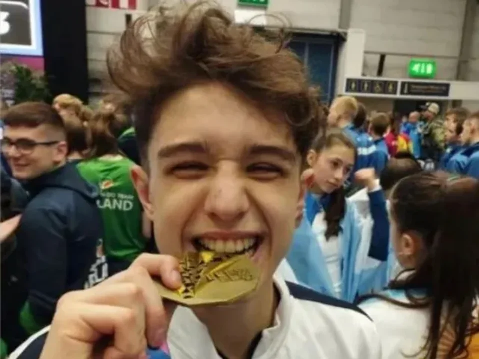 Dos hermanos rosarinos necesitan apoyo para viajar al Mundial de kickboxing