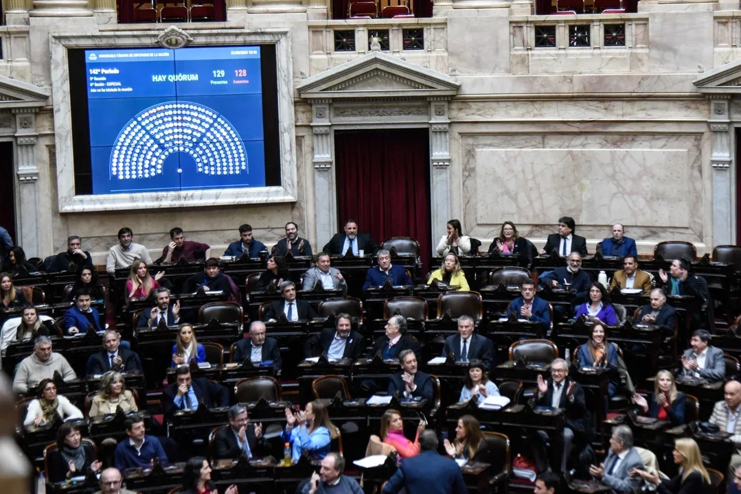 La oposición volteó el DNU que aumentó los fondos reservados de la SIDE