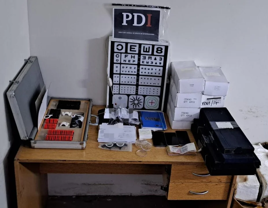 Allanaron dos ópticas trucha en Villa Gobernador Gálvez: hay tres detenidos