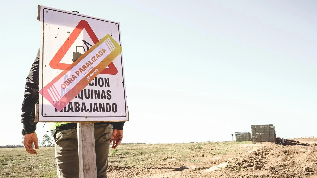 El Ejecutivo provincial paró las obras en cuatro desarrollos inmobiliarios por no contar con la habilitación correspondiente. 