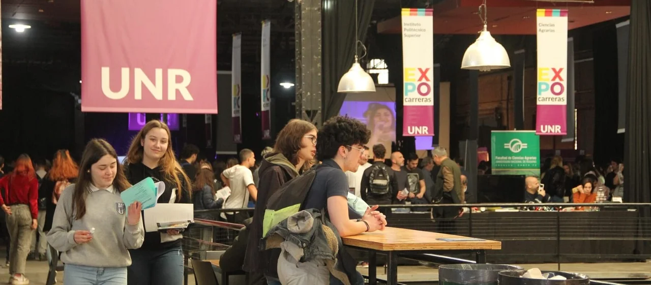 Jornada de Orientación Estudiantil para jóvenes de escuelas secundarias