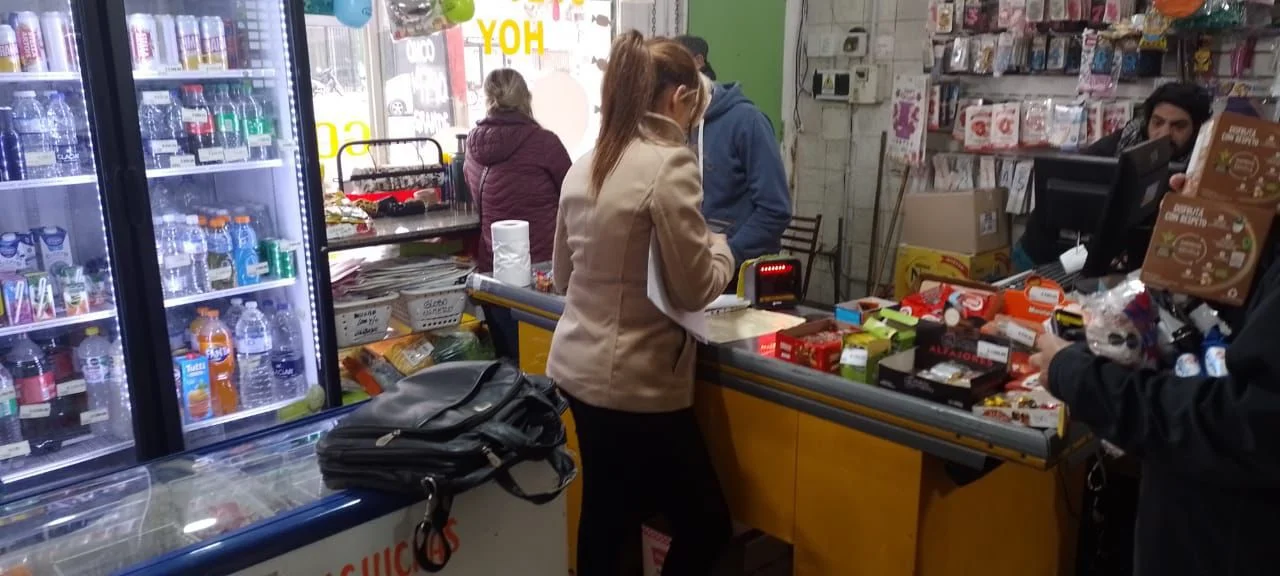 Provincia inspeccionó autoservicios y encontró 169 trabajadores en negro