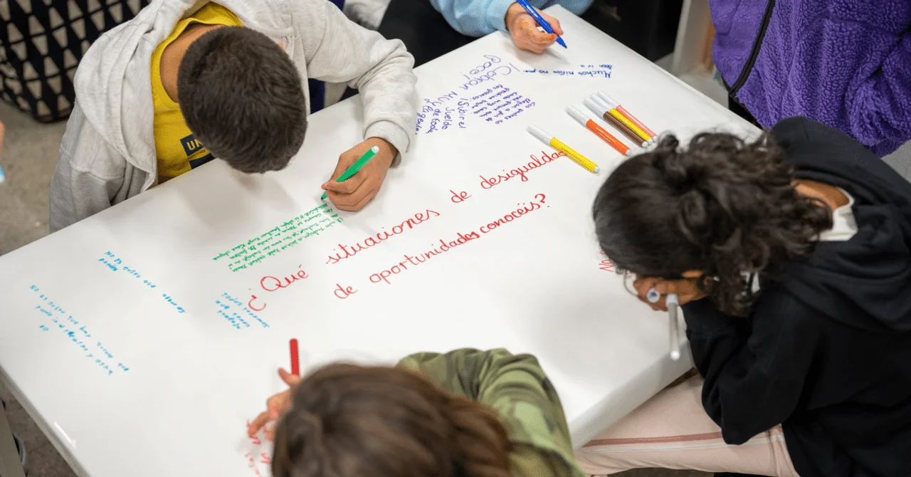 Conversatorio sobre prevención de violencias contra infancias y adolescencias