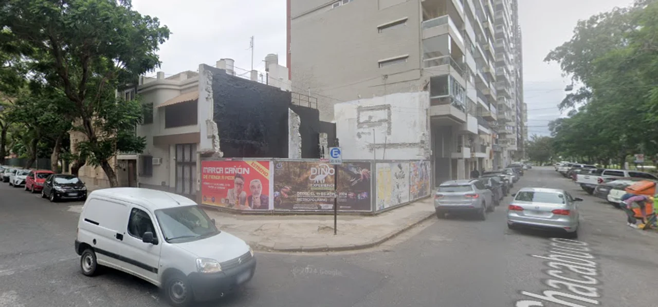 Esquina de Chacabuco y 9 de julio (imagen de Google Maps)