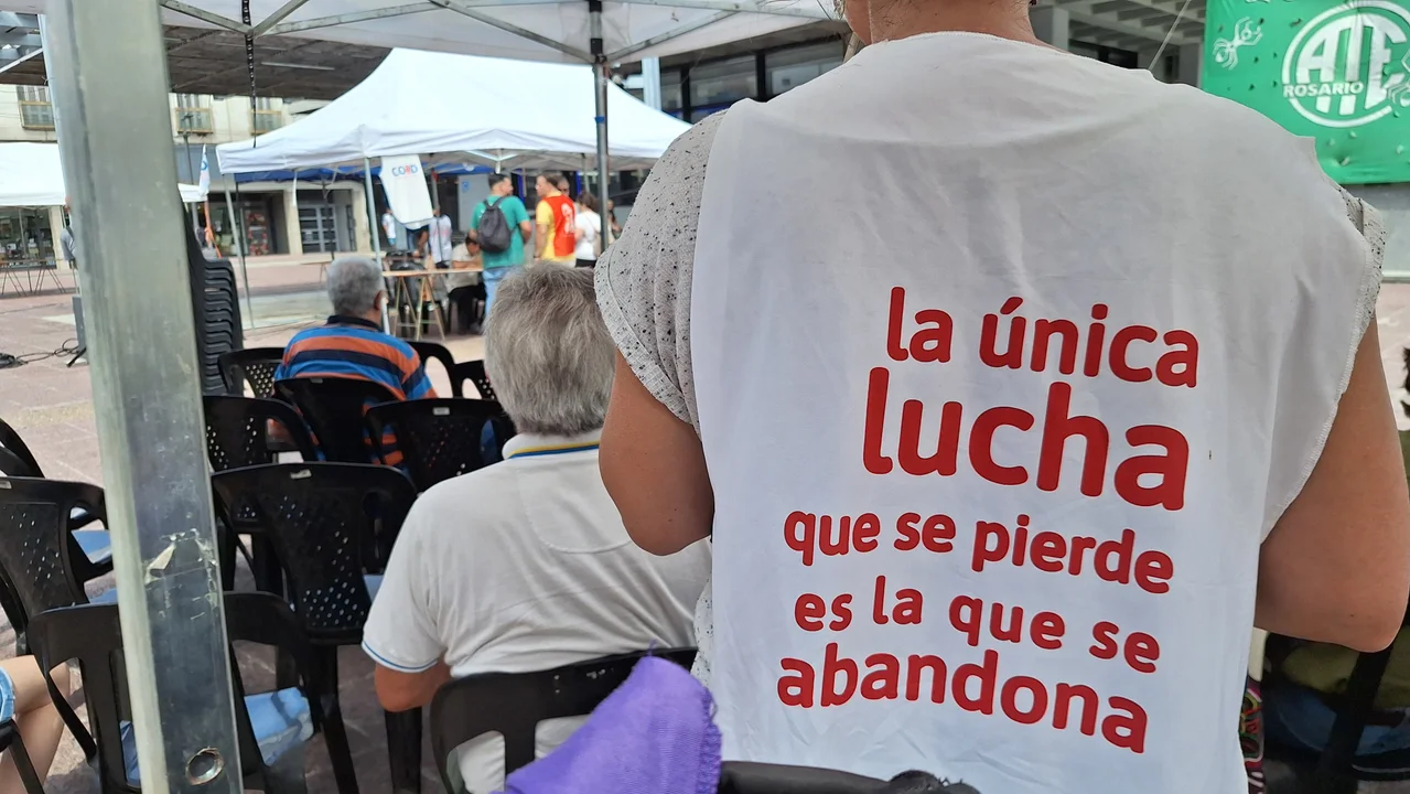 Los docentes universitarios van nuevamente al paro