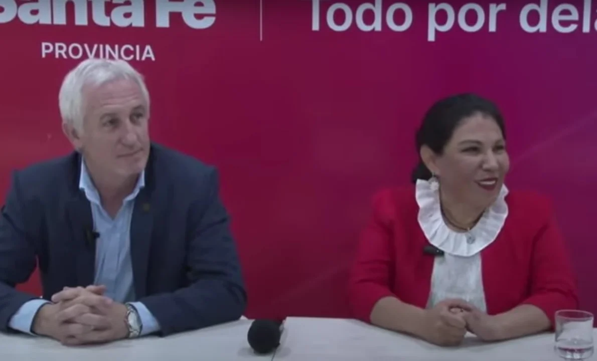 Cunha y Chumpitaz en el anuncio de la cuarta etapa.