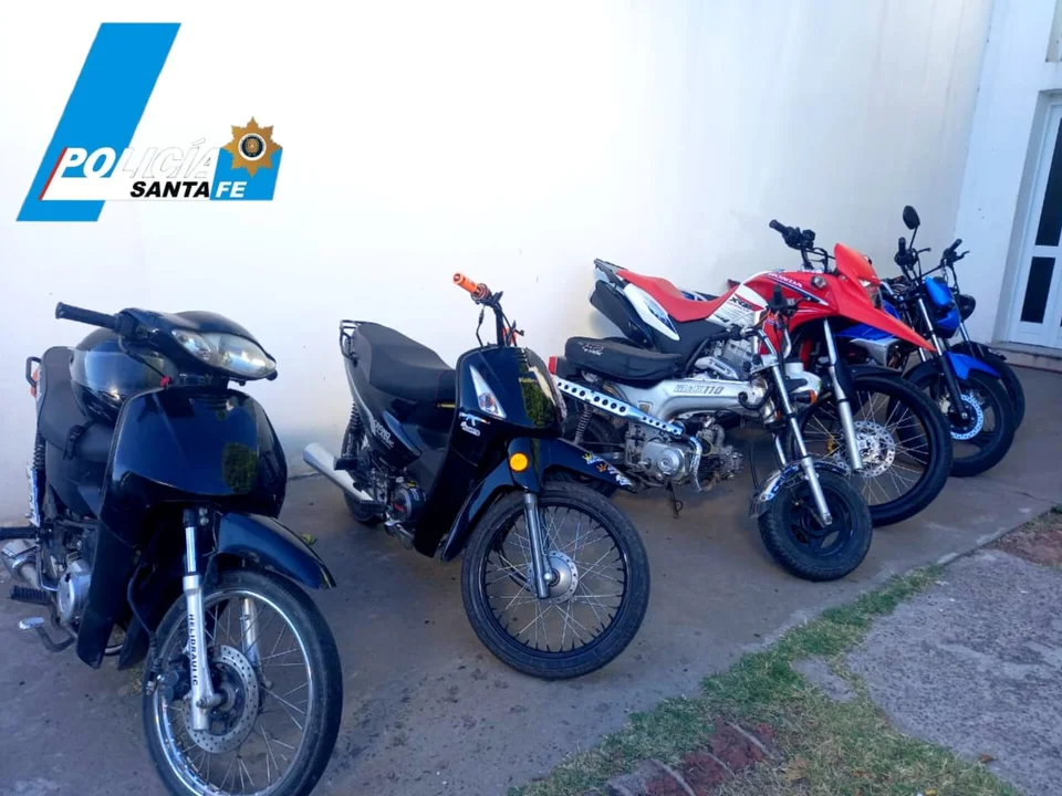 Una pelea terminó con más de diez detenidos, un herido y motocicletas secuestradas