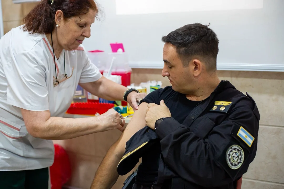 Empezó la etapa 5 de vacunación contra el dengue