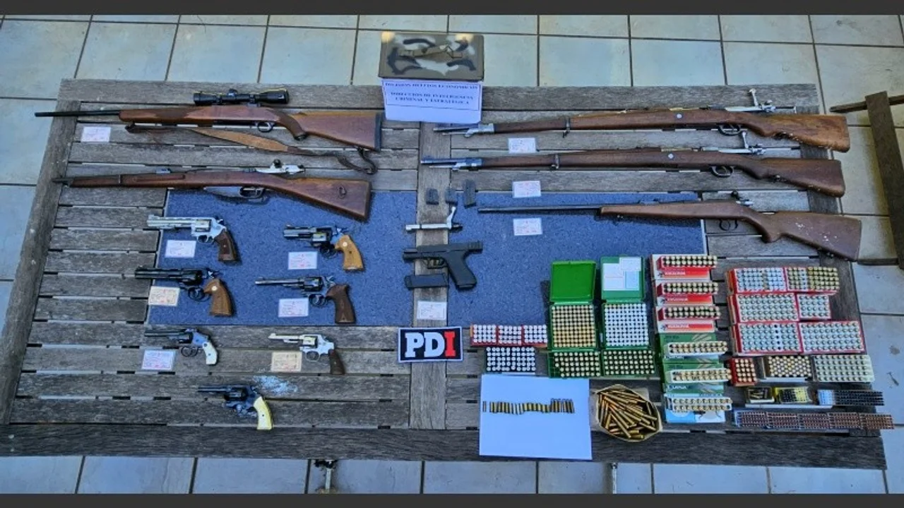 Allanamiento en la casa de Luis Herrera: encontraron armas y más de mil cartuchos