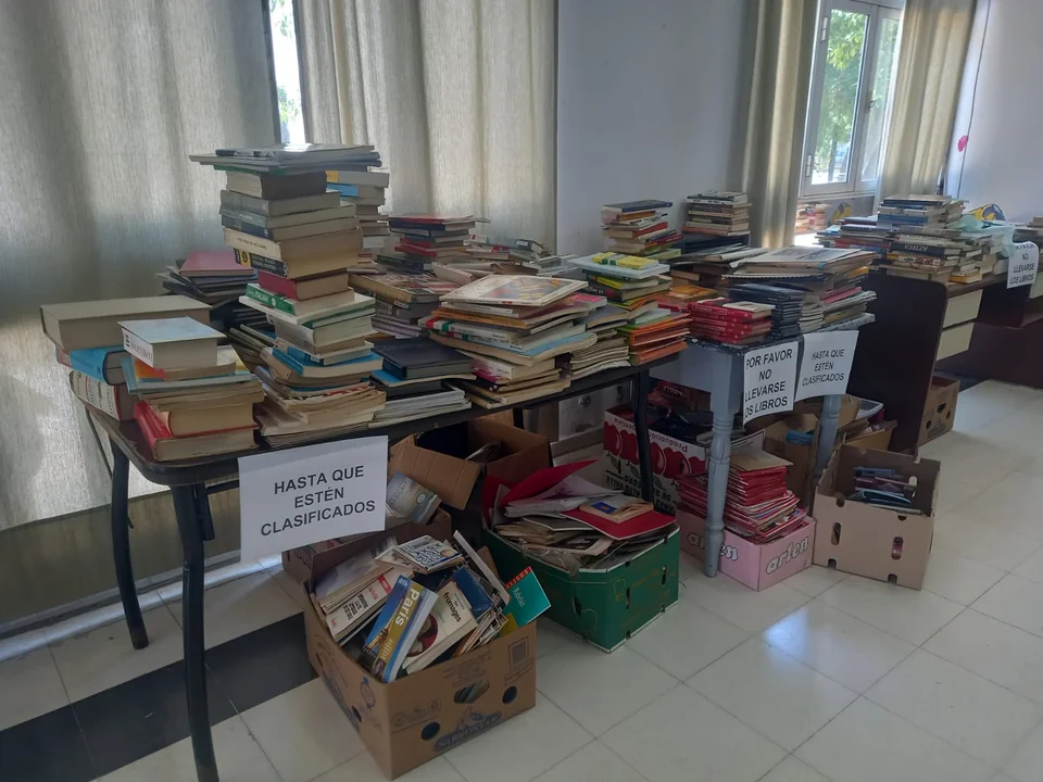 Dona sangre y llévate un libro de regalo