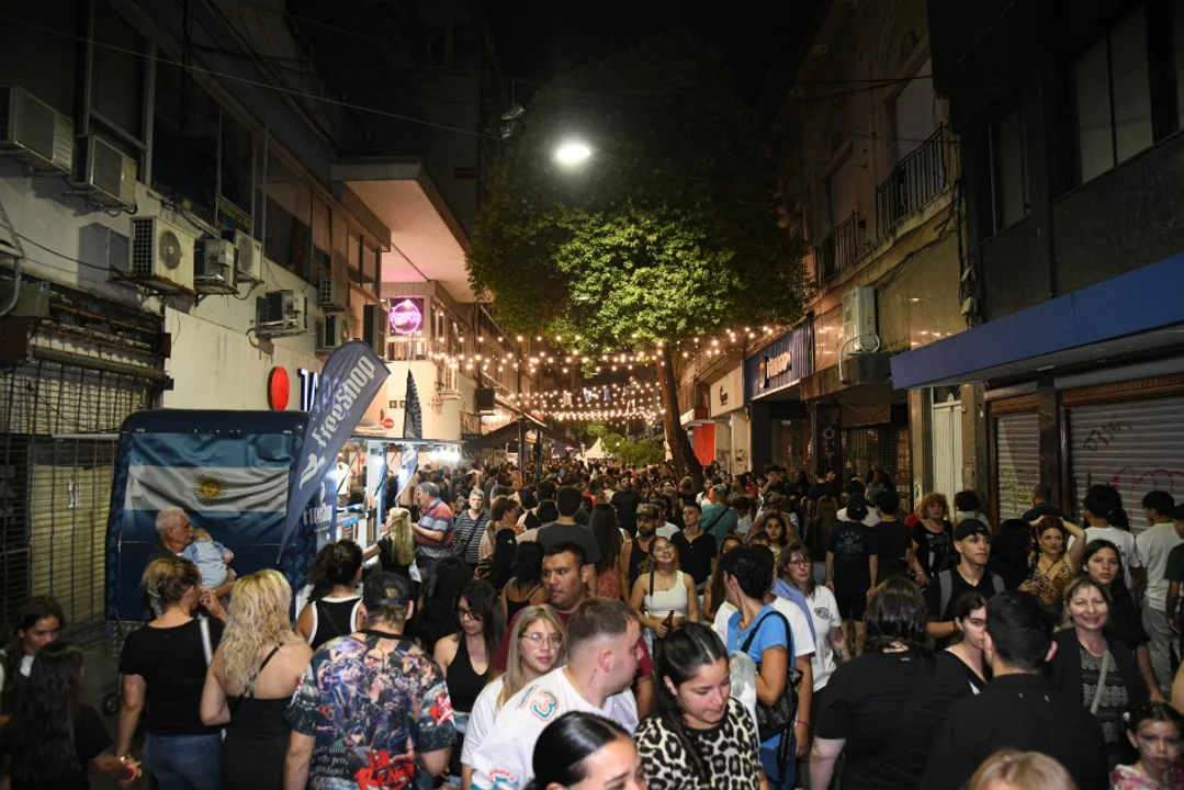 Todo lo que tenés que saber sobre una nueva Noche de las Peatonales
