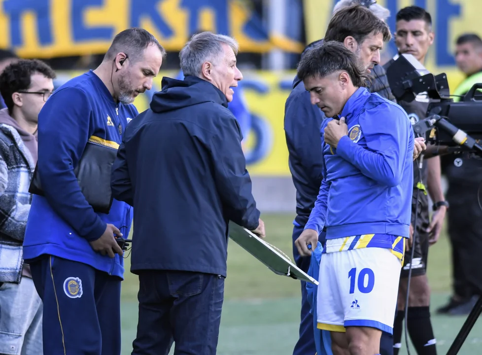 Central se prepara para visitar a Platense con dos dudas en el ataque