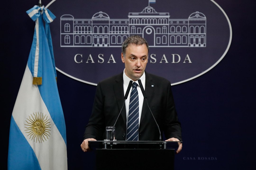 Adorni expondrá en Diputados con el respaldo de Milei