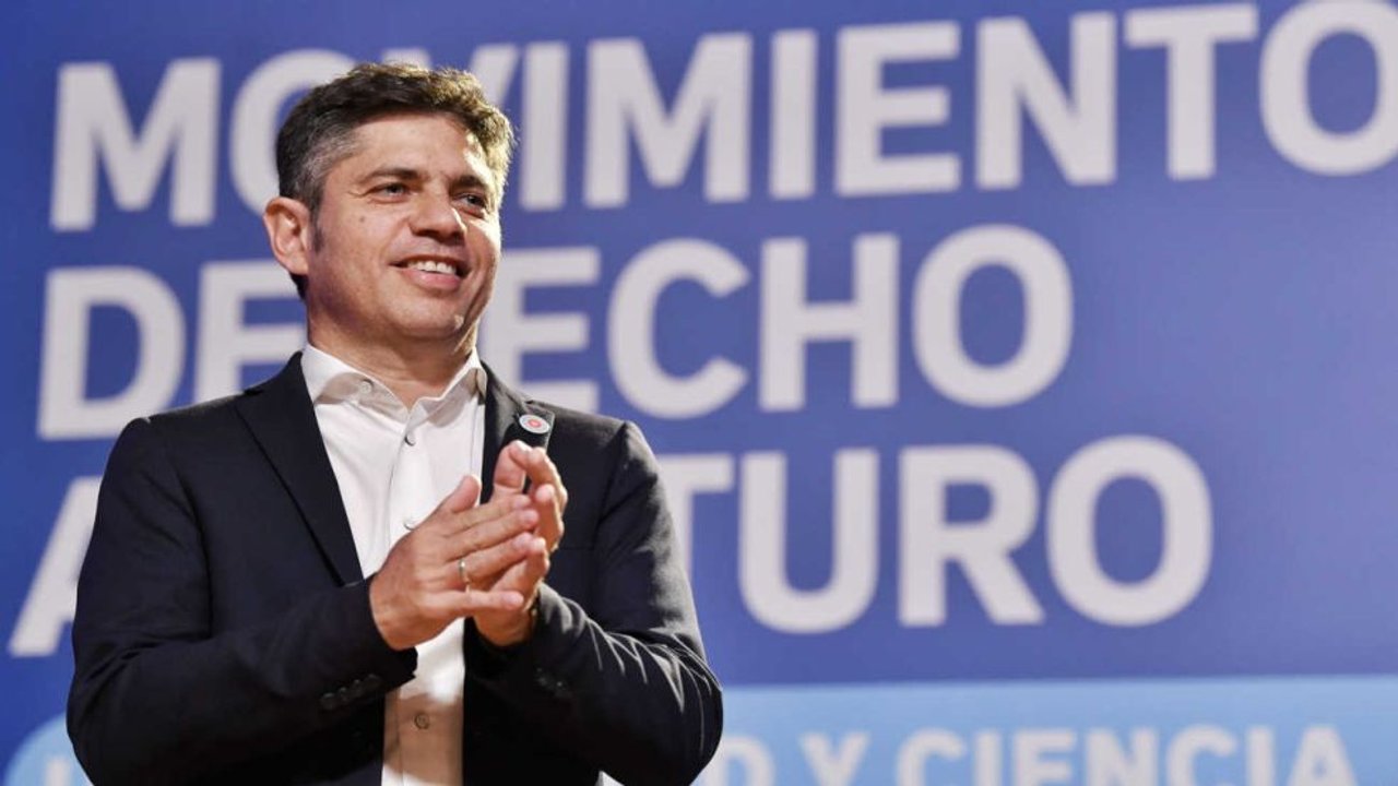 En un acto de Kicillof se reclamó por la libertad de Cristina y la respuesta fue “Axel presidente”